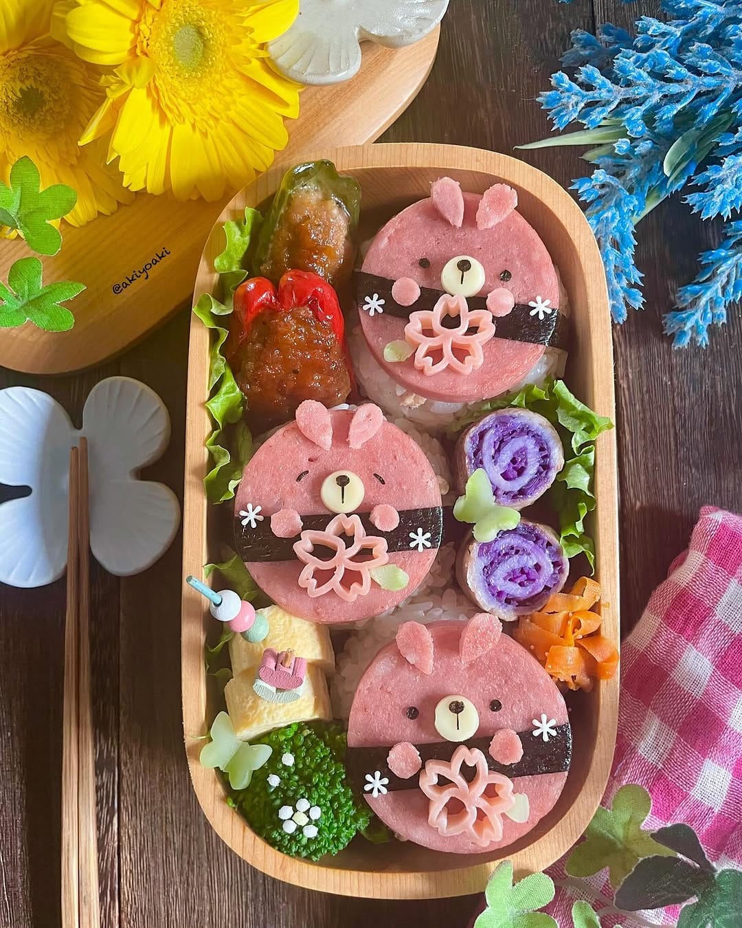 Post 10 by ✩*akiyo*✩*॰¨̮ キャラ弁❤︎お弁当❤︎obento on Instagram (carousel)