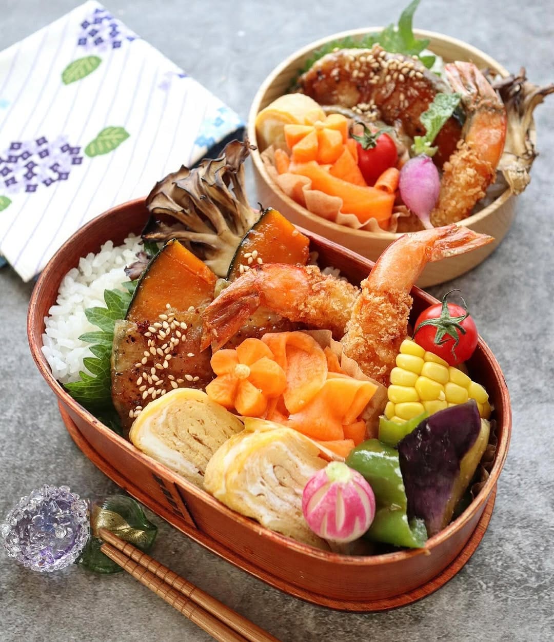 Post 7 by アシュママ　息子とパパに作るお弁当 on Instagram (carousel)