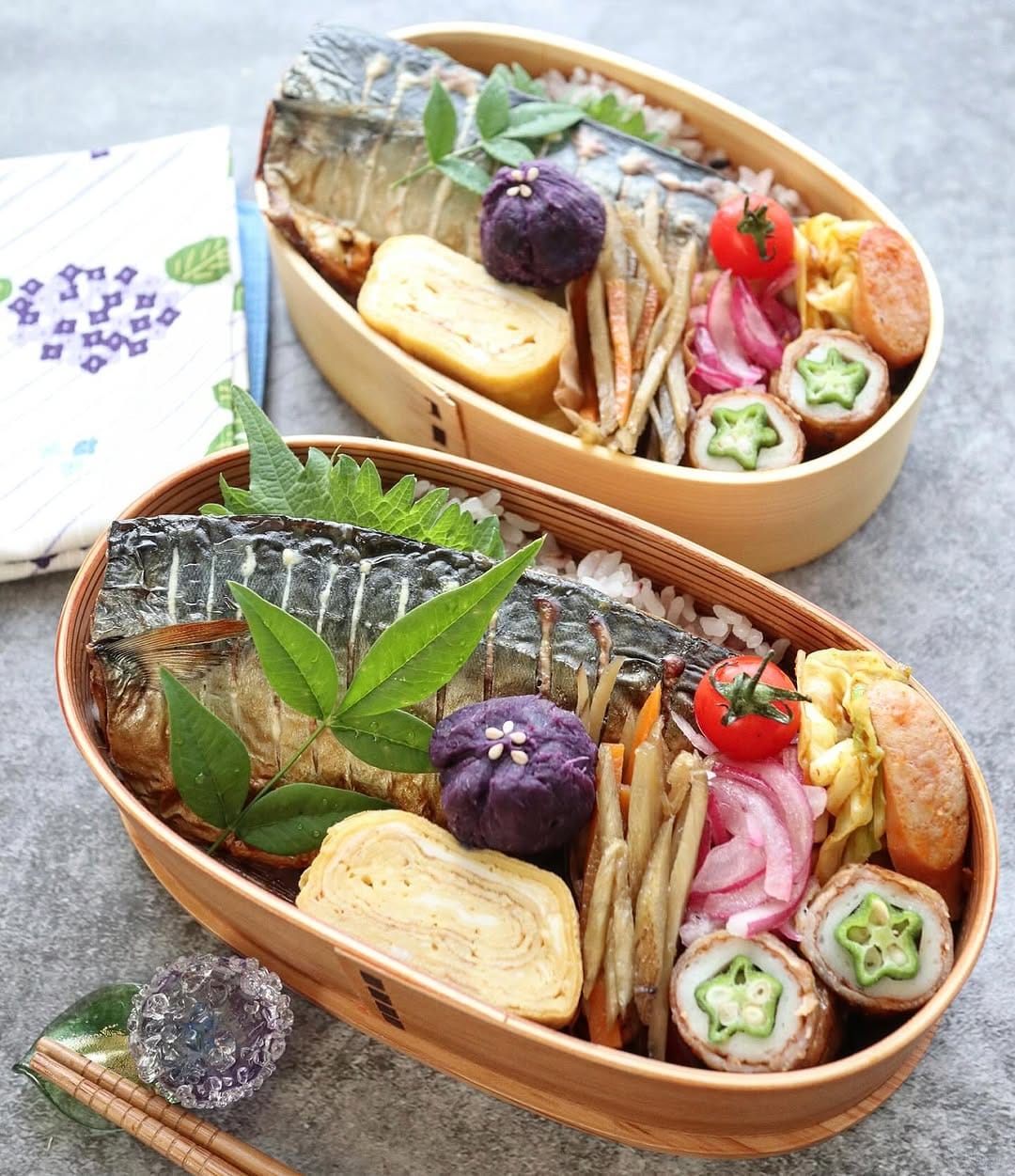 Post 4 by アシュママ　息子とパパに作るお弁当 on Instagram (carousel)