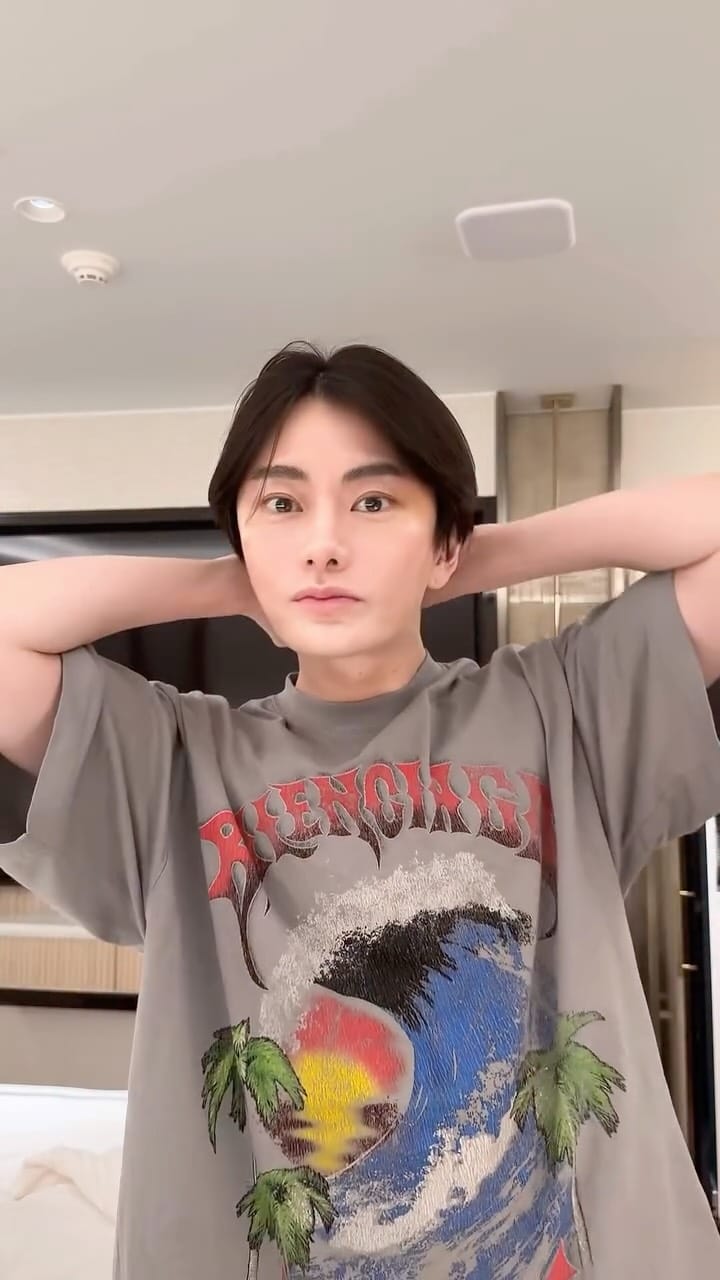 Post 1 by yuzawa clinic 代表 湯澤勇典 二重整形/埋没法/目頭切開 on Instagram (video)