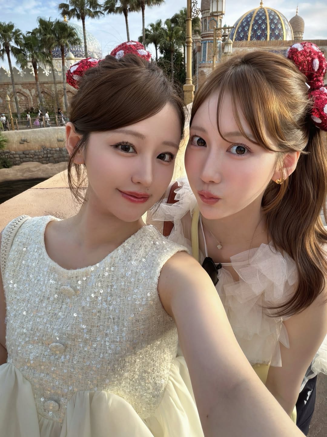 Post 5 by mami on Instagram (carousel)