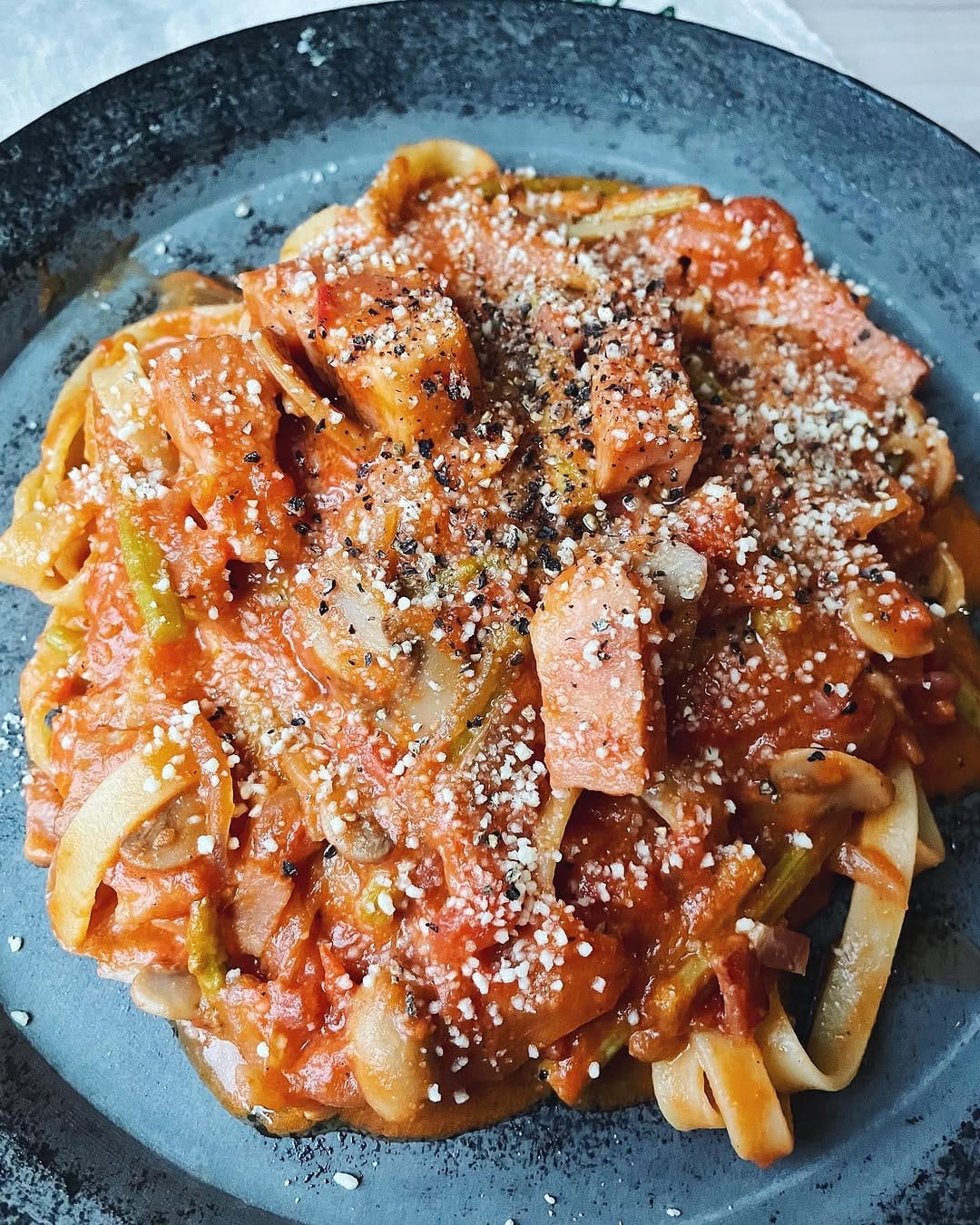 Post 8 by Jun on Instagram (image)