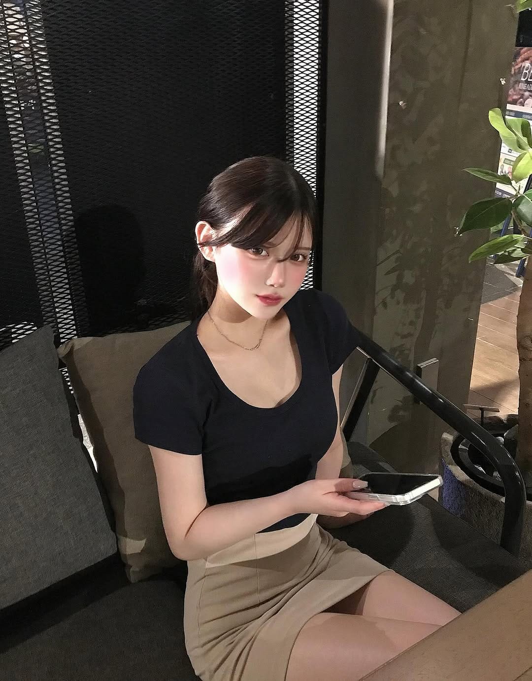Post 10 by hana on Instagram (carousel)