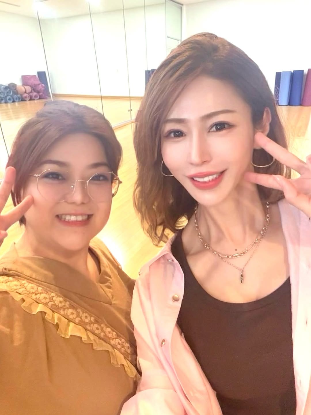 Post 2 by 西村 幸知美(N,Sachimi) ｜ ViSearch創設者｜自身の肌悩みをきっかけにブランドを立ち上げ on Instagram (carousel)