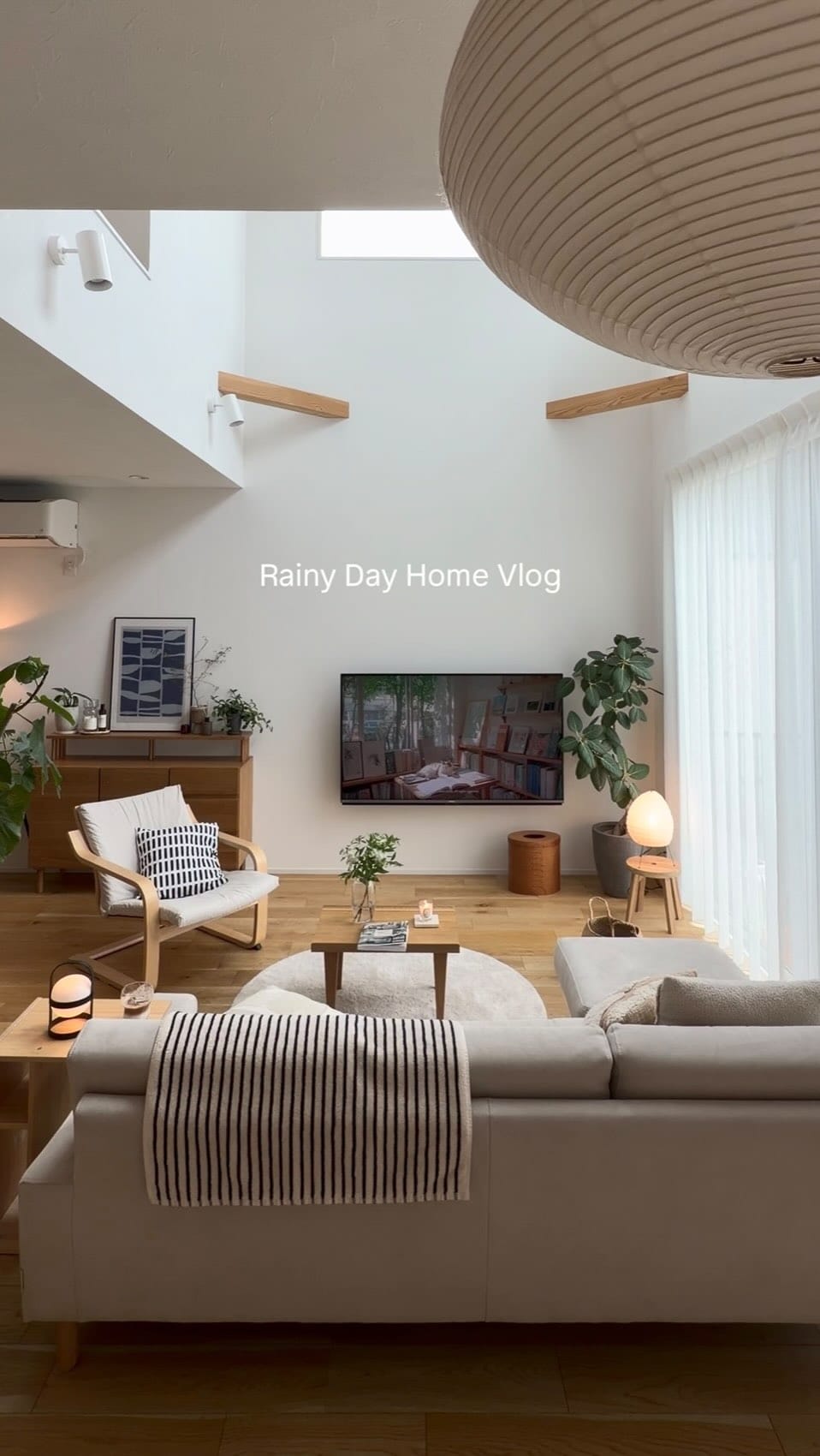 Post 6 by 𝖺𝗒𝖺𝗇𝖺  − 植物と照明と暮らす− on Instagram (video)