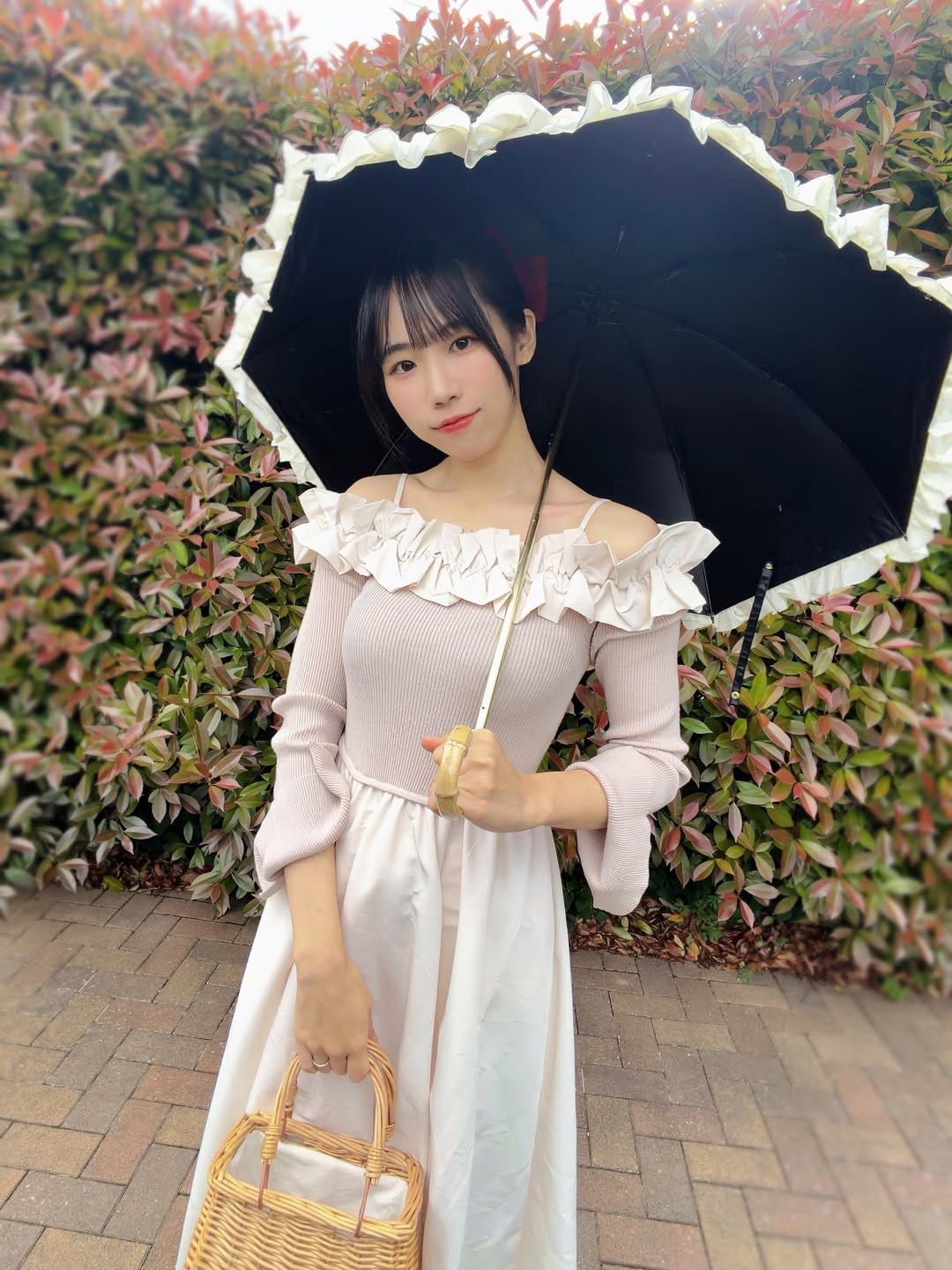 Post 4 by 新尾 友佳子(Shino Yukako)ゆかこ姫 on Instagram (carousel)