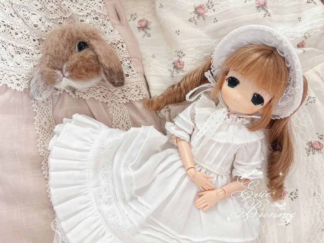 Post 7 by イーヴちゃん | Evie ♡ on Instagram (carousel)