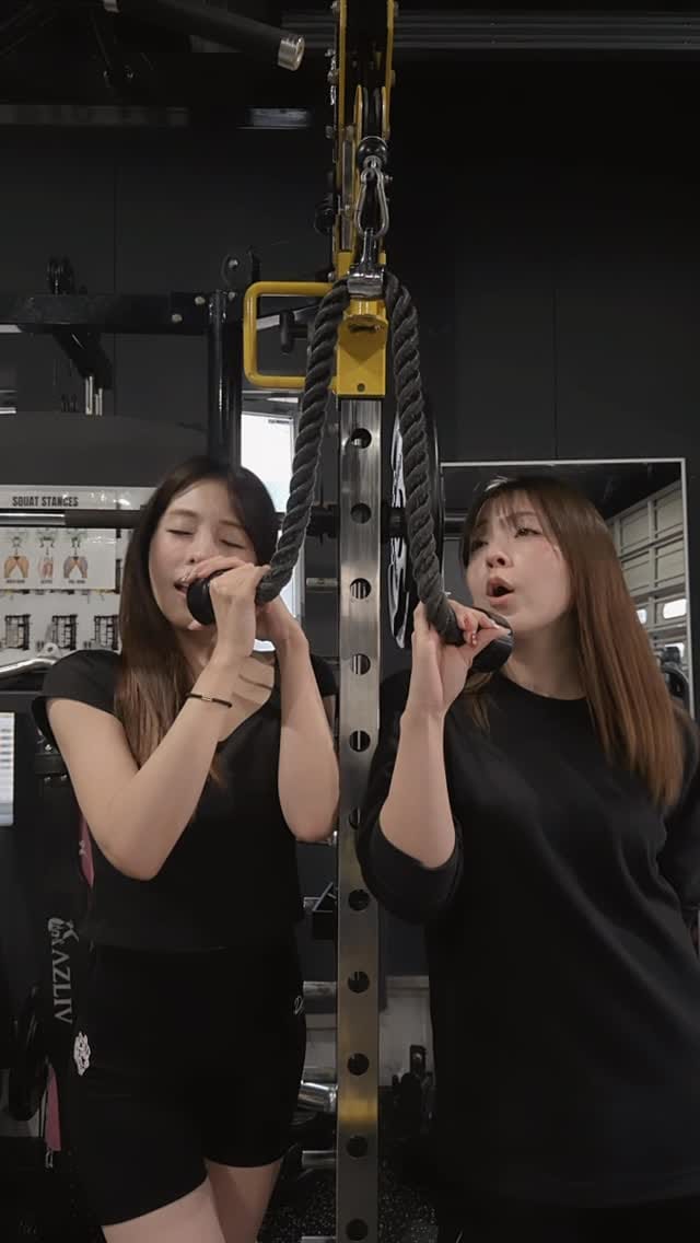 Post 9 by CHIYO OGAWA on Instagram (video)