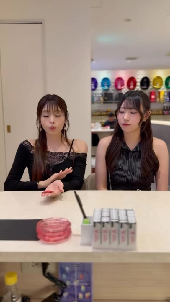 Post 1 by CHIYO OGAWA on Instagram (video)
