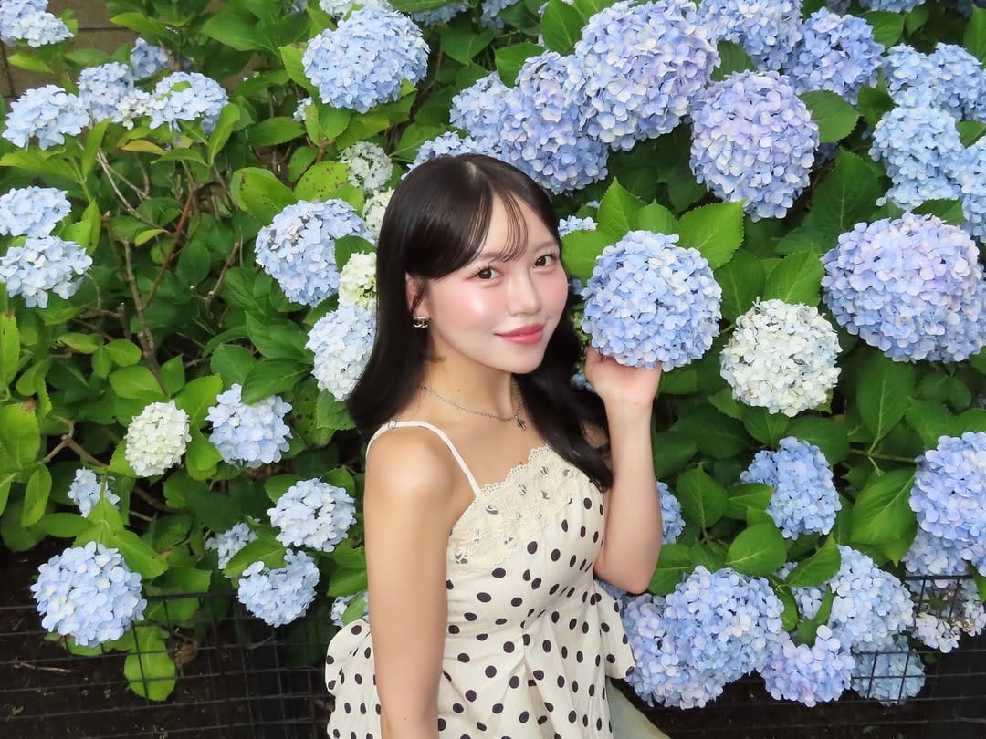 Post 4 by 𝐦𝐢𝐤𝐮𝐩𝐨𝐧 🌿 on Instagram (carousel)