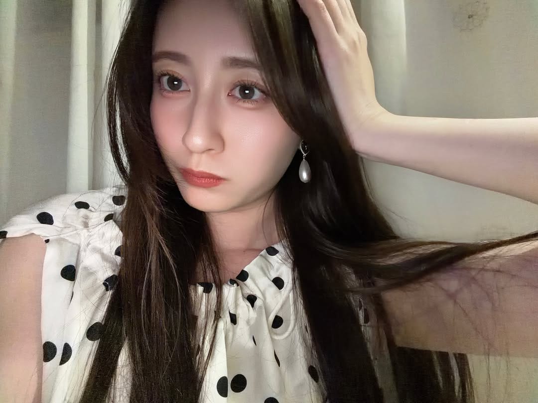 Post 9 by 鈴木 南美 / Suzuki Nami on Instagram (carousel)
