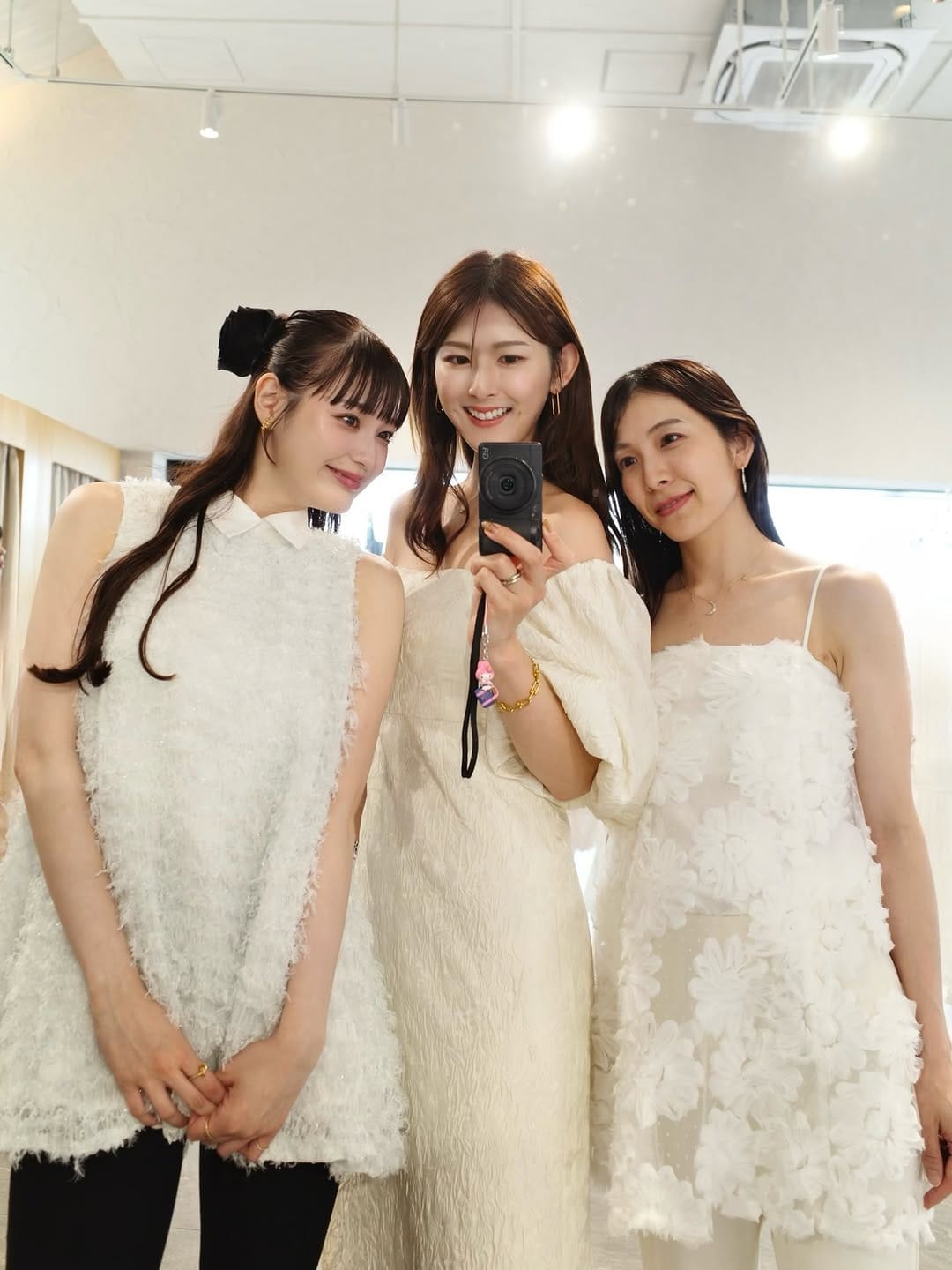 Post 3 by 井上麻衣 MAI INOUE on Instagram (carousel)