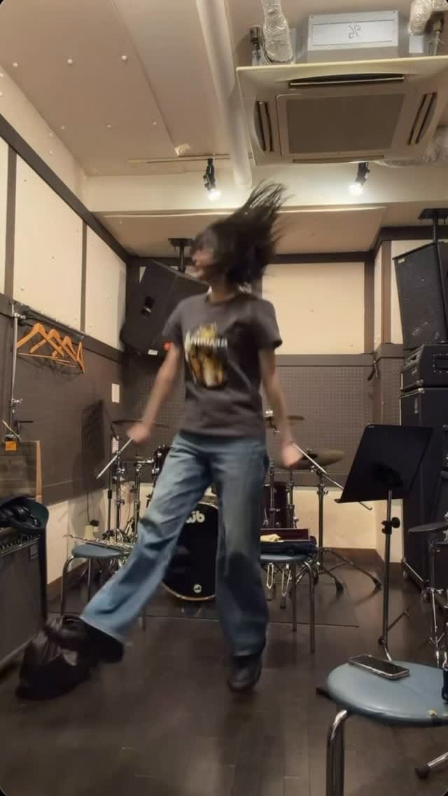 Post 2 by 関戸かのん on Instagram (video)