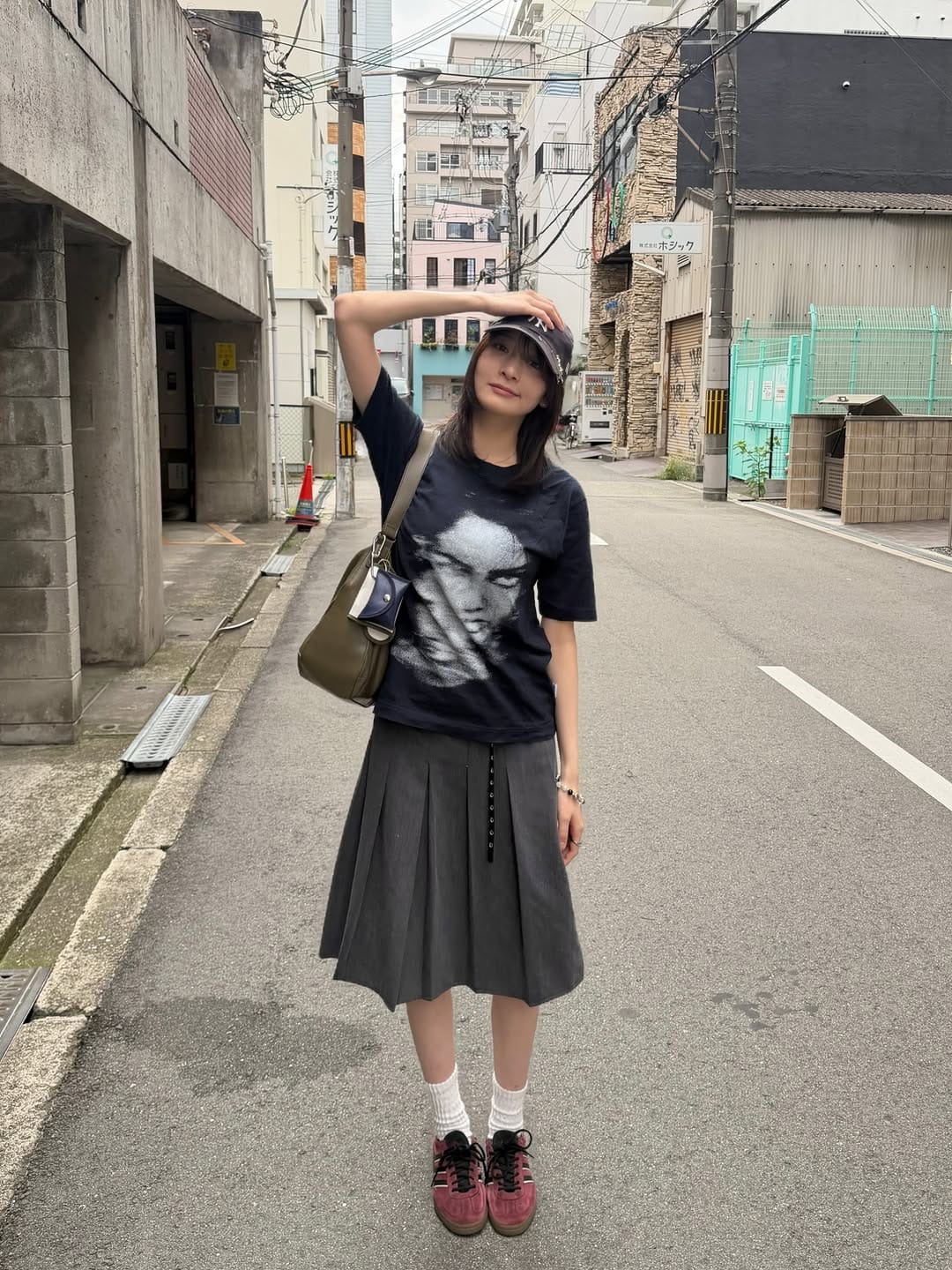 Post 5 by 関戸かのん on Instagram (carousel)