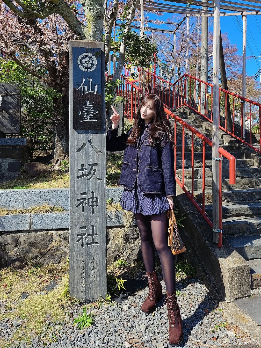 Post 9 by ゆなな on Instagram (carousel)