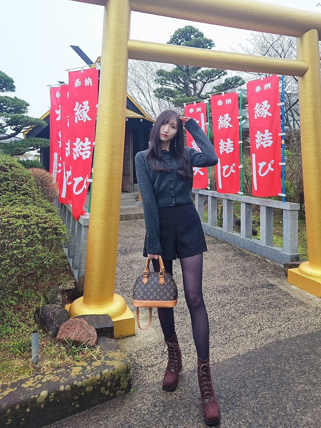 Post 10 by ゆなな on Instagram (image)