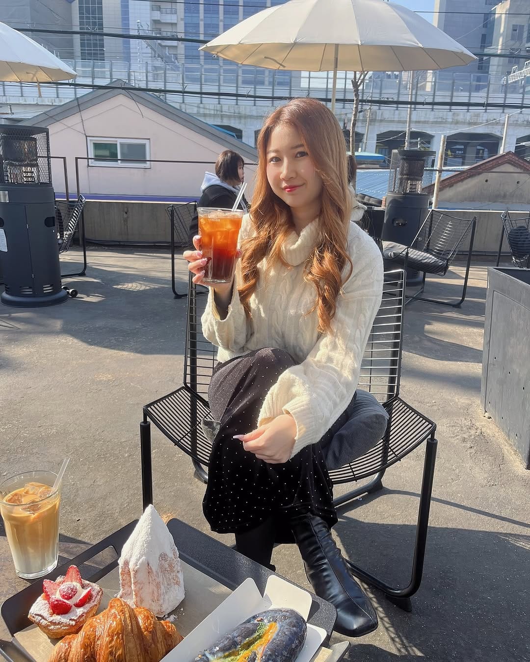 Post 8 by あゆみ on Instagram (carousel)