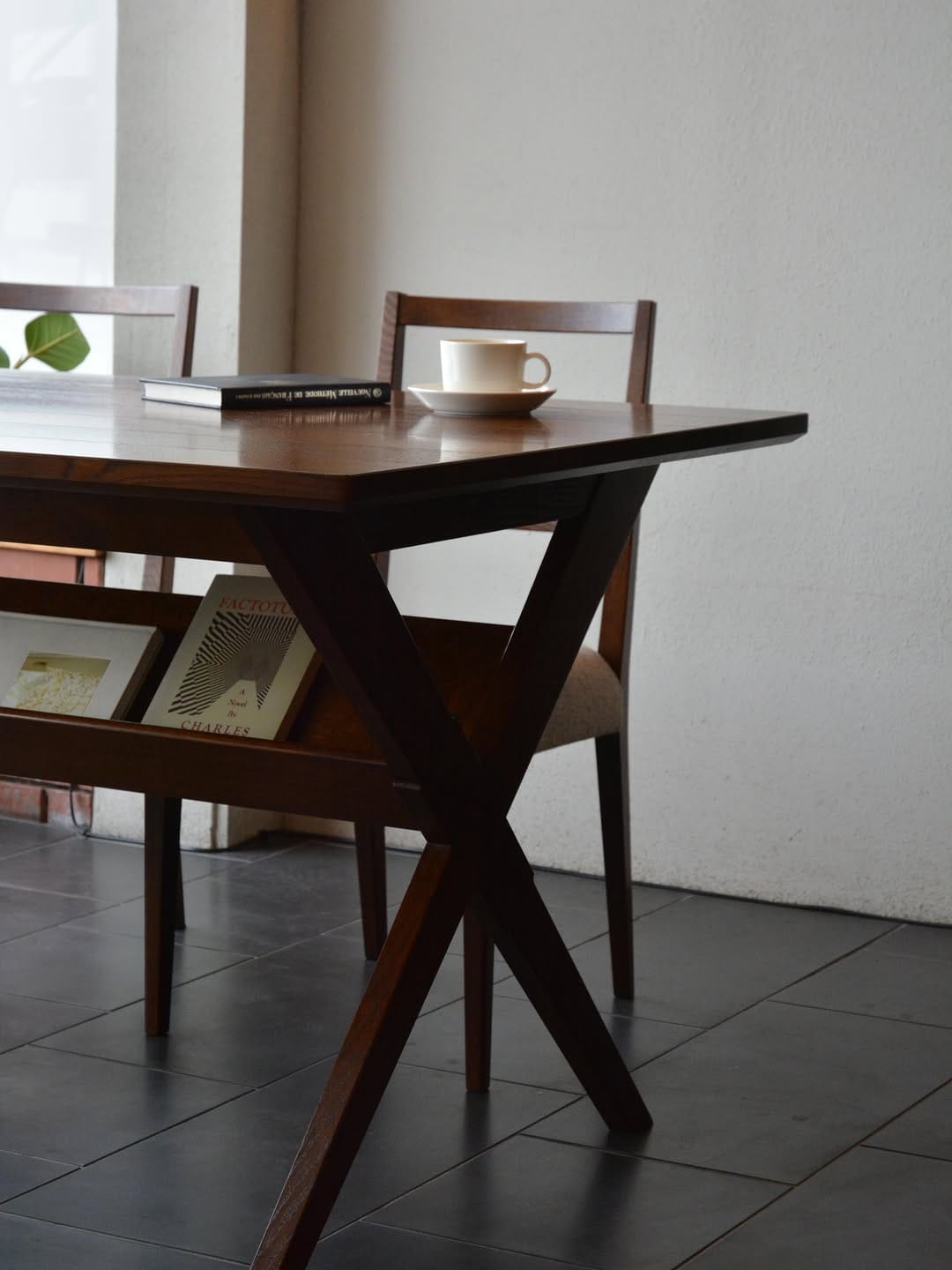 Post 3 by STANDARD TRADE.｜ 家具とインテリア on Instagram (carousel)