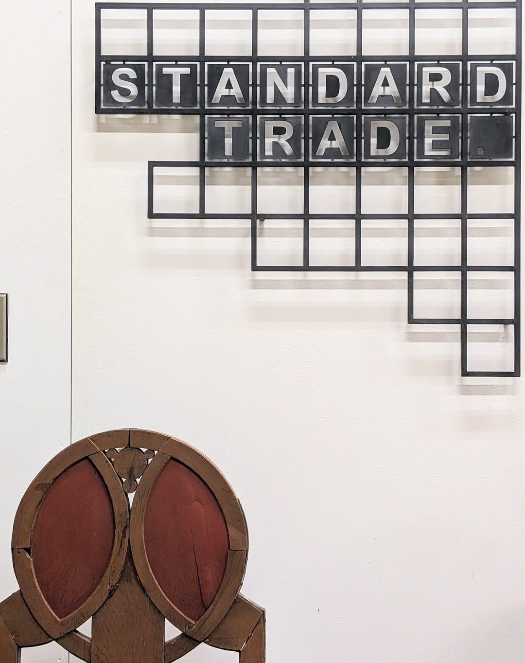 Post 9 by STANDARD TRADE.｜ 家具とインテリア on Instagram (carousel)