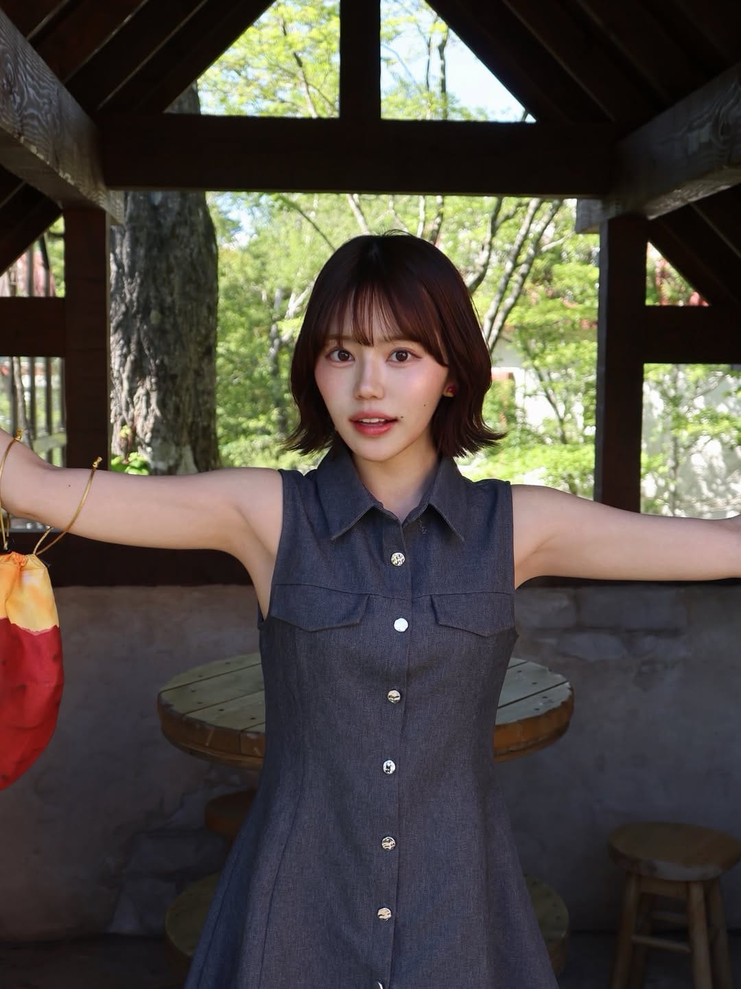 Post 4 by 上西萌々🍠|     Momo Uenishi on Instagram (carousel)