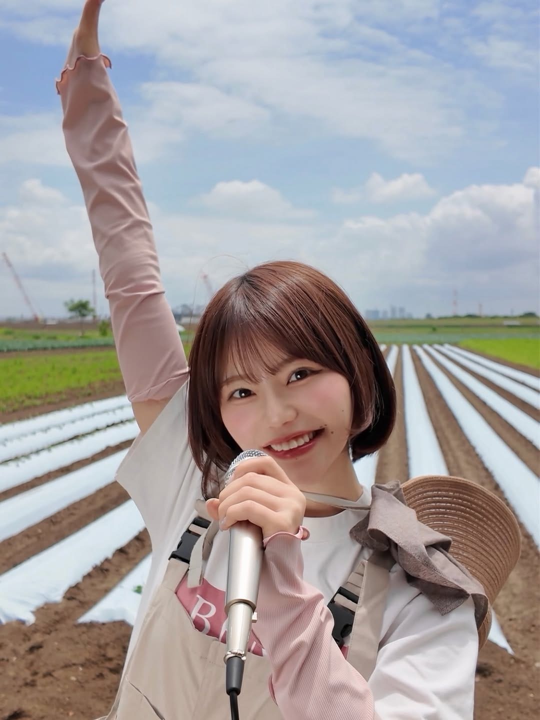 Post 6 by 上西萌々🍠|     Momo Uenishi on Instagram (carousel)
