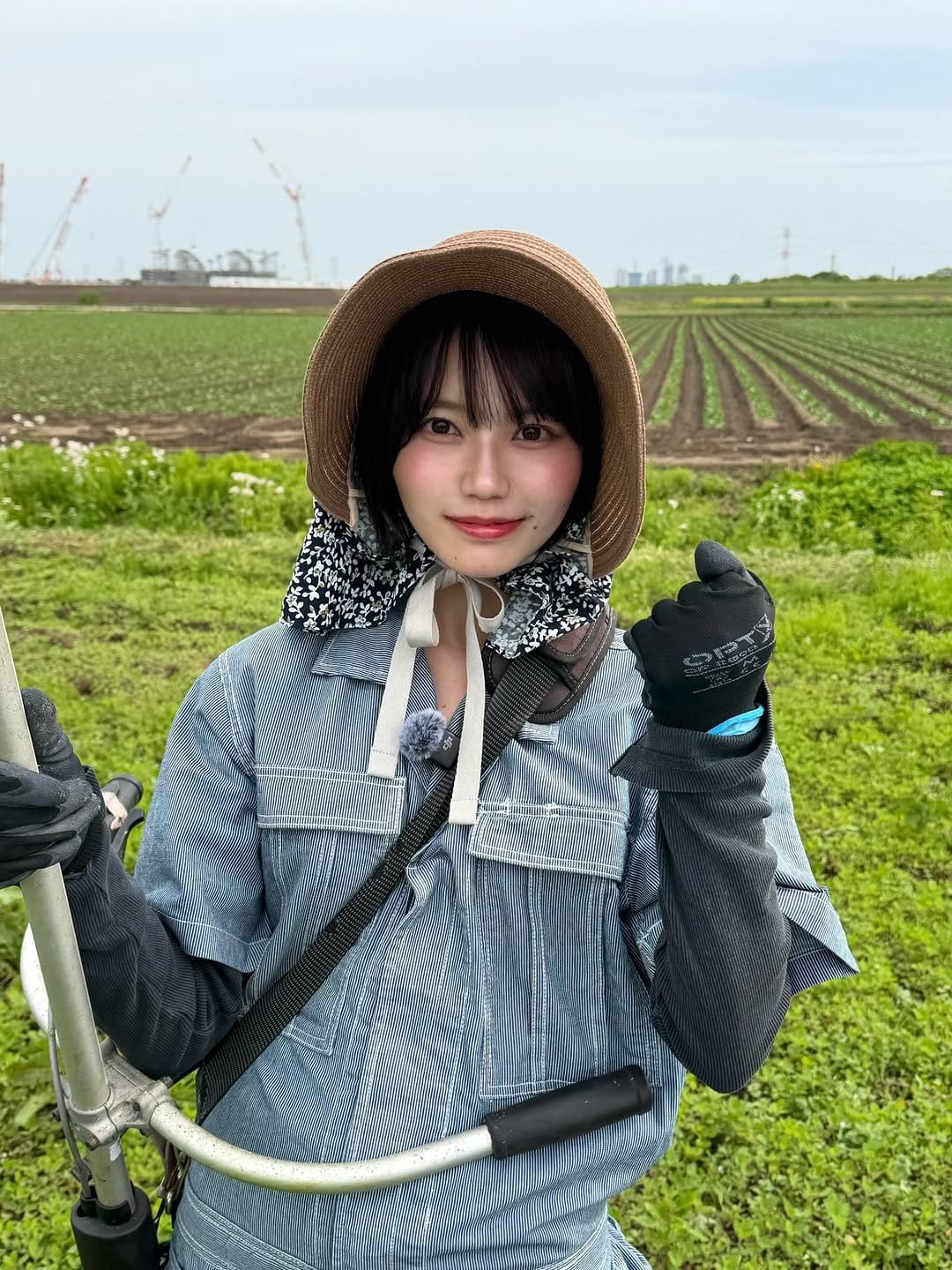 Post 7 by 上西萌々🍠|     Momo Uenishi on Instagram (carousel)