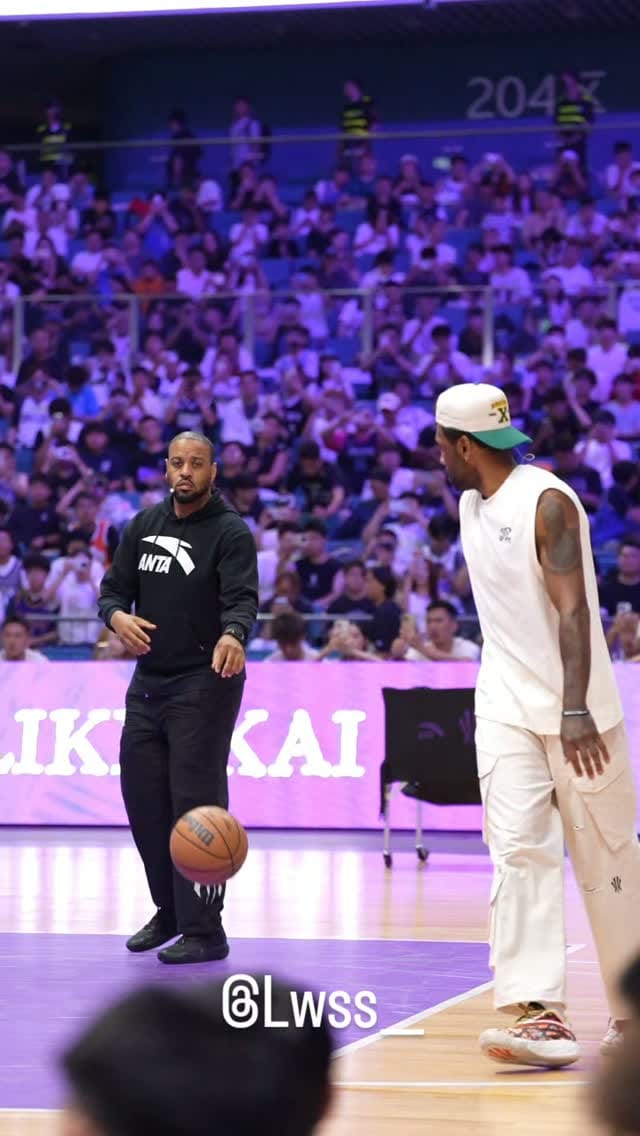 Post 4 by Kyrie Irving Fanpage 🇯🇵 on Instagram (video)