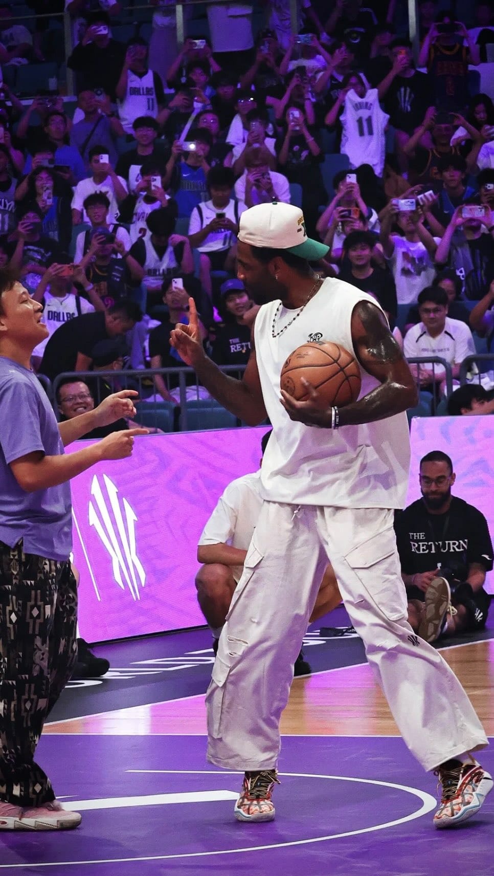 Post 5 by Kyrie Irving Fanpage 🇯🇵 on Instagram (video)