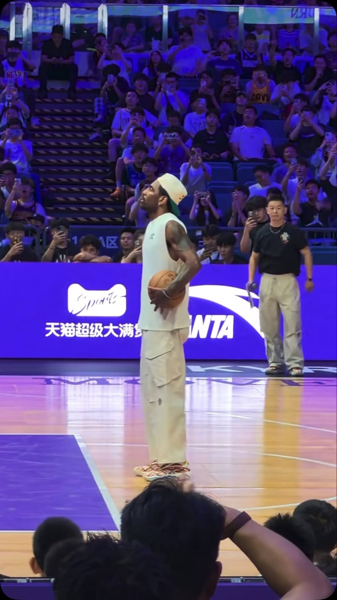 Post 1 by Kyrie Irving Fanpage 🇯🇵 on Instagram (video)