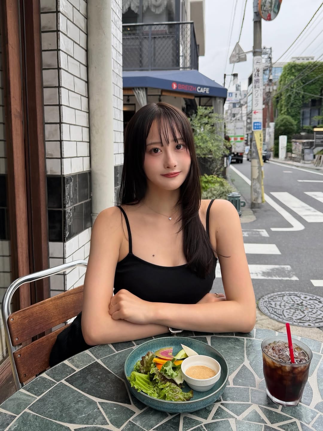 Post 1 by 相沢 菜月  Natsuki Aizawa on Instagram (carousel)
