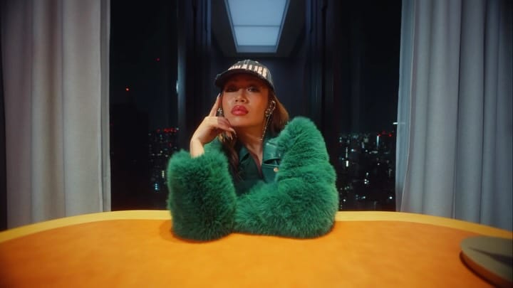 Post 5 by QUEEN OF SWAG🦋 on Instagram (video)