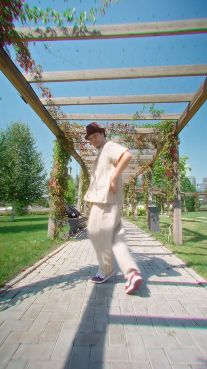Post 10 by KAITO KITE MASAI on Instagram (video)