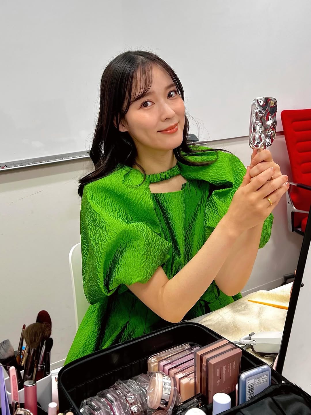 Post 3 by 奈津子 / 家電女優 on Instagram (image)