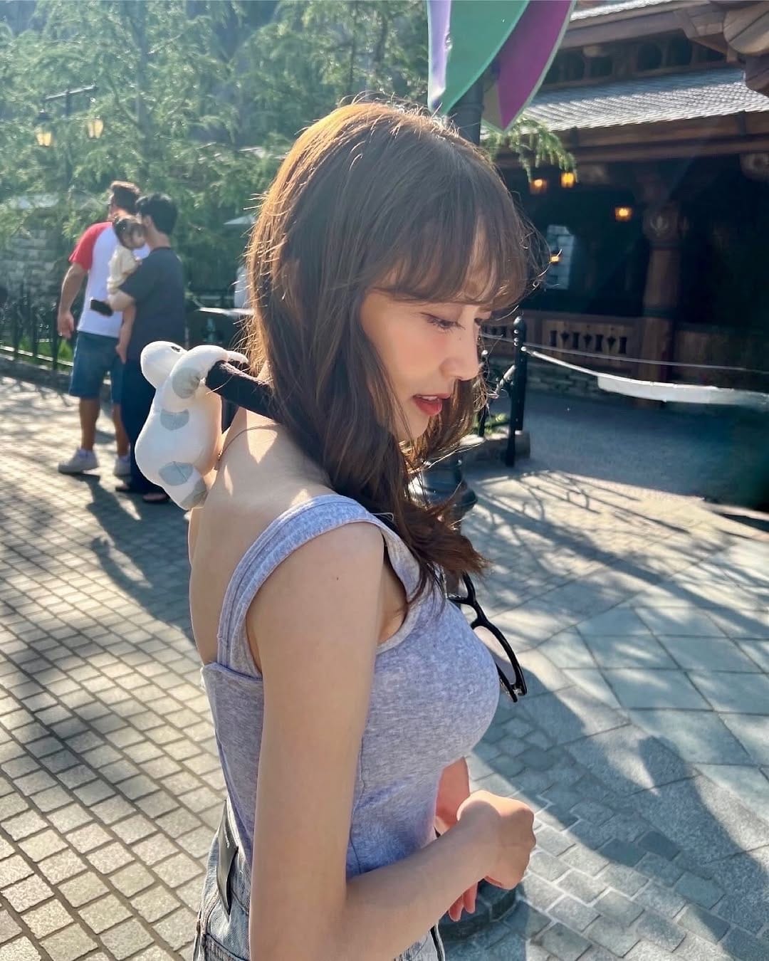 Post 9 by 𝐘🍷 on Instagram (carousel)