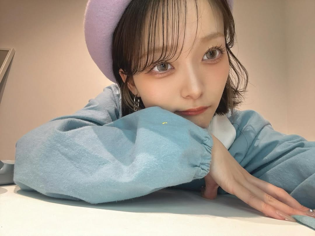 Post 3 by 宇井優良梨｜Yurari Ui｜GENIC on Instagram (carousel)