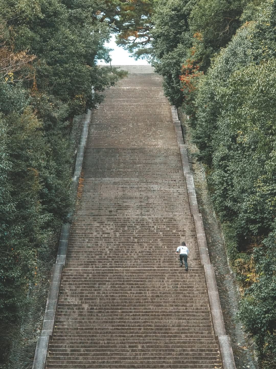 Post 4 by Kyoto Photos on Instagram (carousel)