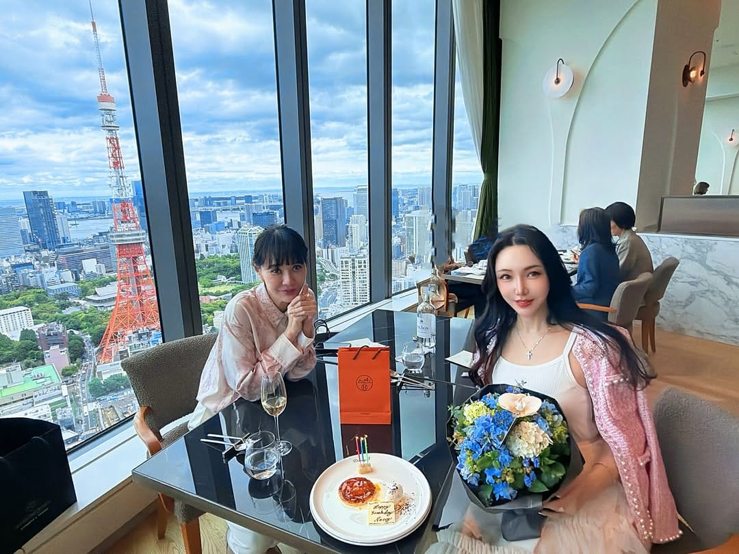 Post 5 by naccy yoko nashigase on Instagram (carousel)