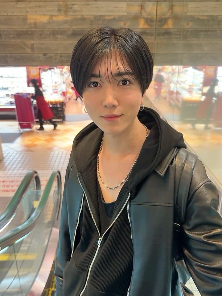 Post 6 by ともや on Instagram (carousel)