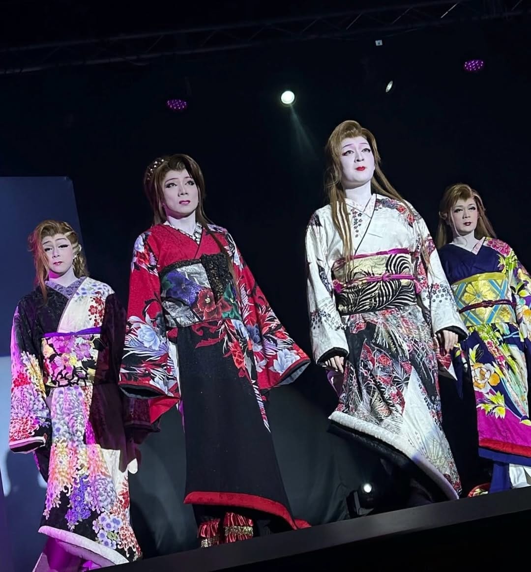 Post 1 by 飛鳥梅之介/Umenosuke Asuka on Instagram (carousel)