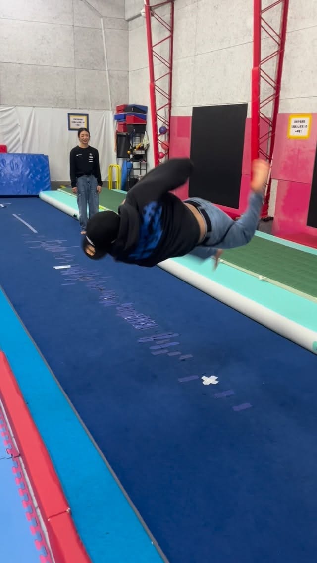 Post 10 by BBOY 2GOO on Instagram (video)