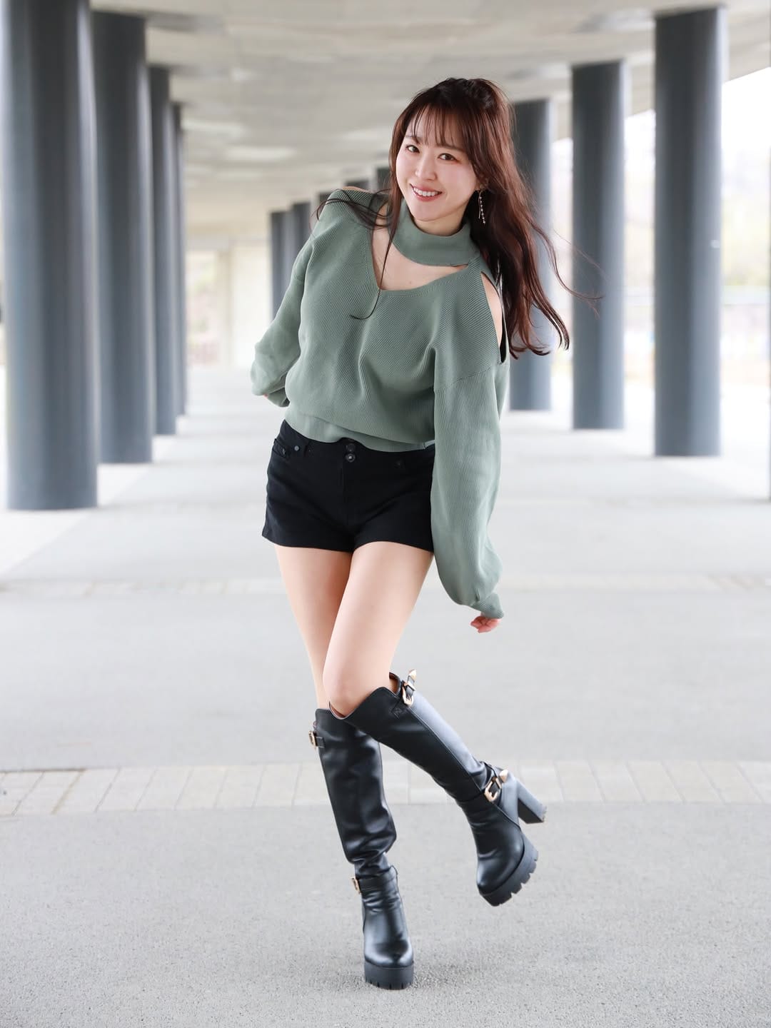 Post 5 by 杏ちゃん🐰🍋八海杏奈 | ポートレートモデル・アイドル on Instagram (carousel)