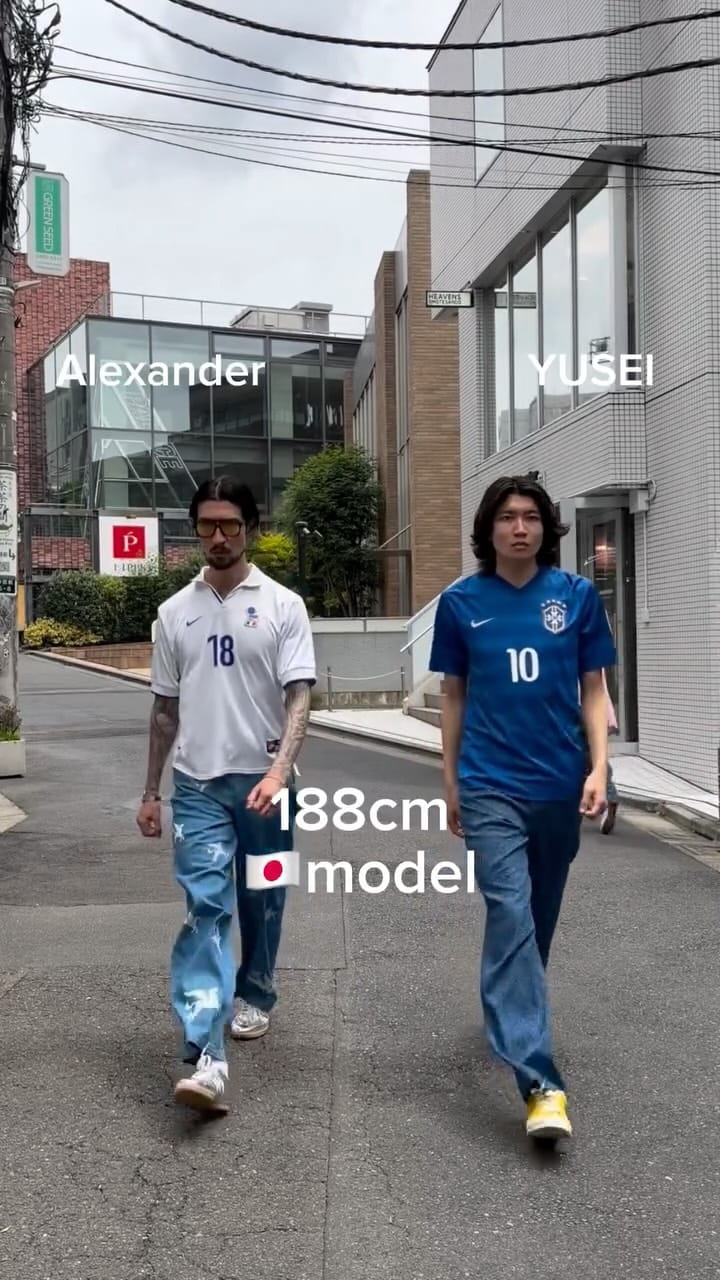 Post 10 by KOH’S LICK CURRO コウズリッククロ on Instagram (video)