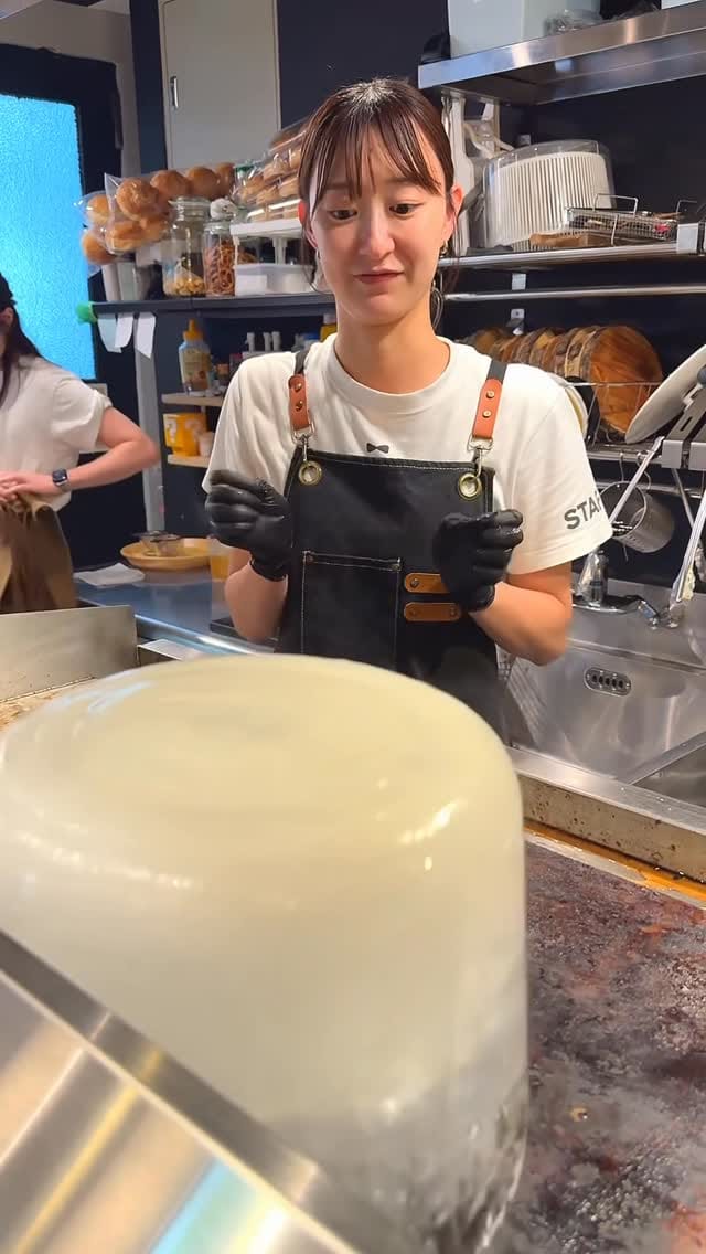 Post 5 by はらぺこグルメ日記(ぺこグルメ) on Instagram (video)
