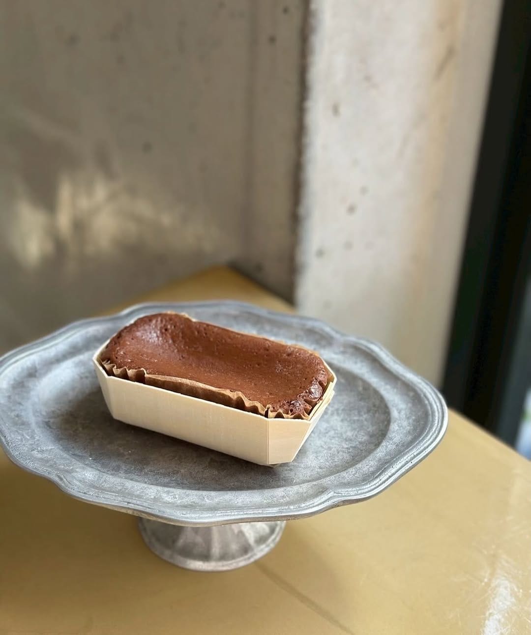 Post 5 by Maison heureux (メゾンウル) on Instagram (image)