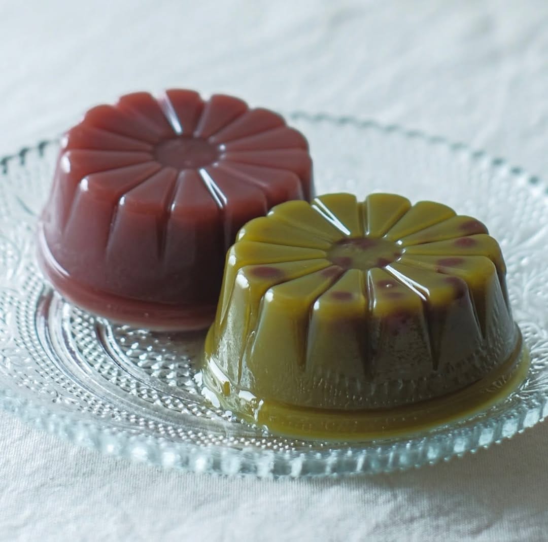 Post 2 by 奈良で400年続く老舗和菓子屋【本家菊屋】 on Instagram (image)
