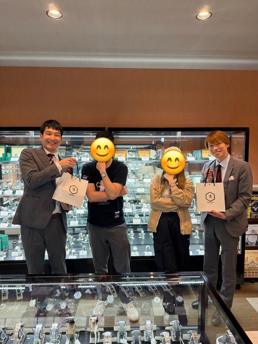 Post 5 by まじめなとけいや かめ吉 福岡店 on Instagram (carousel)