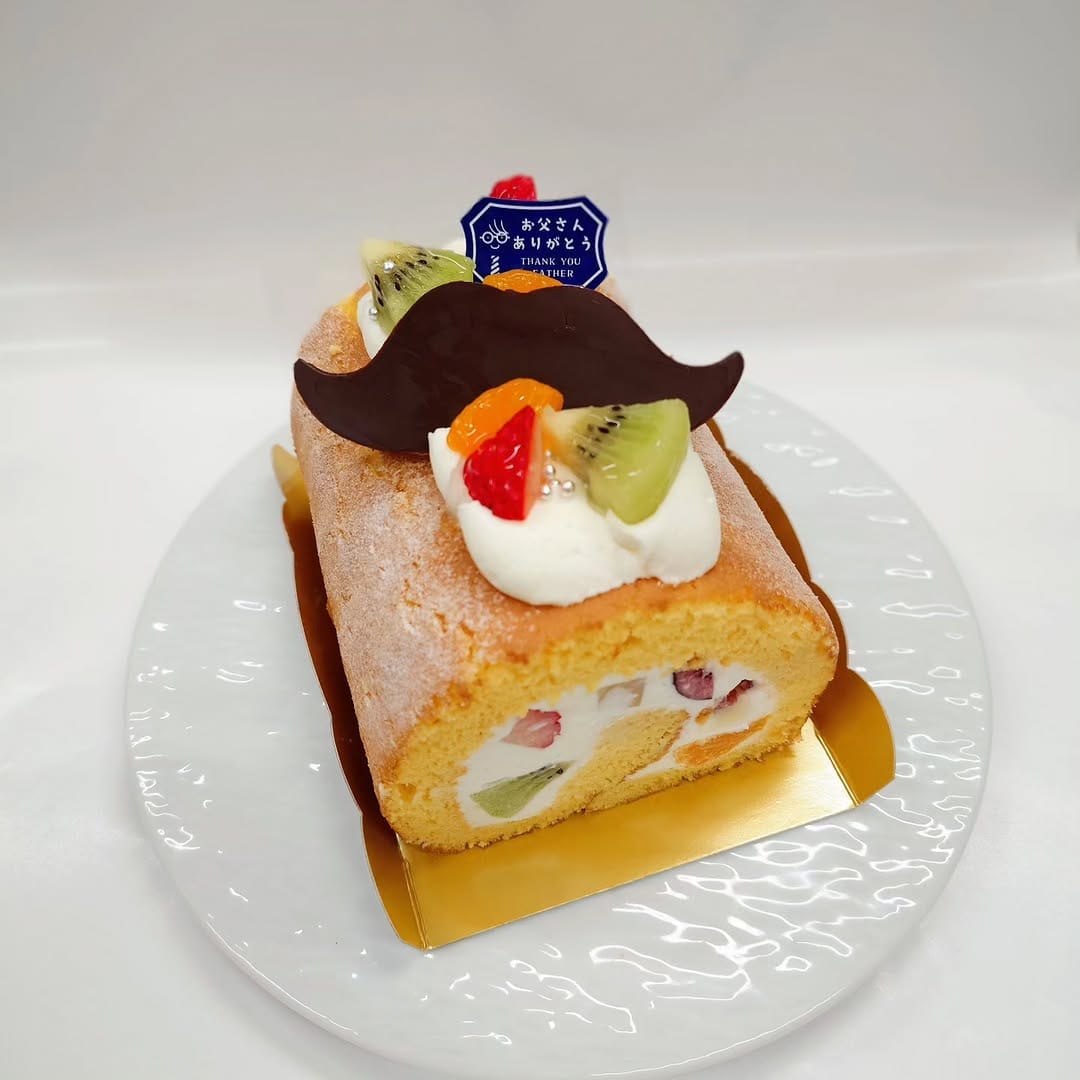 Post 1 by patisserie Marire(パティスリーマリル) on Instagram (image)