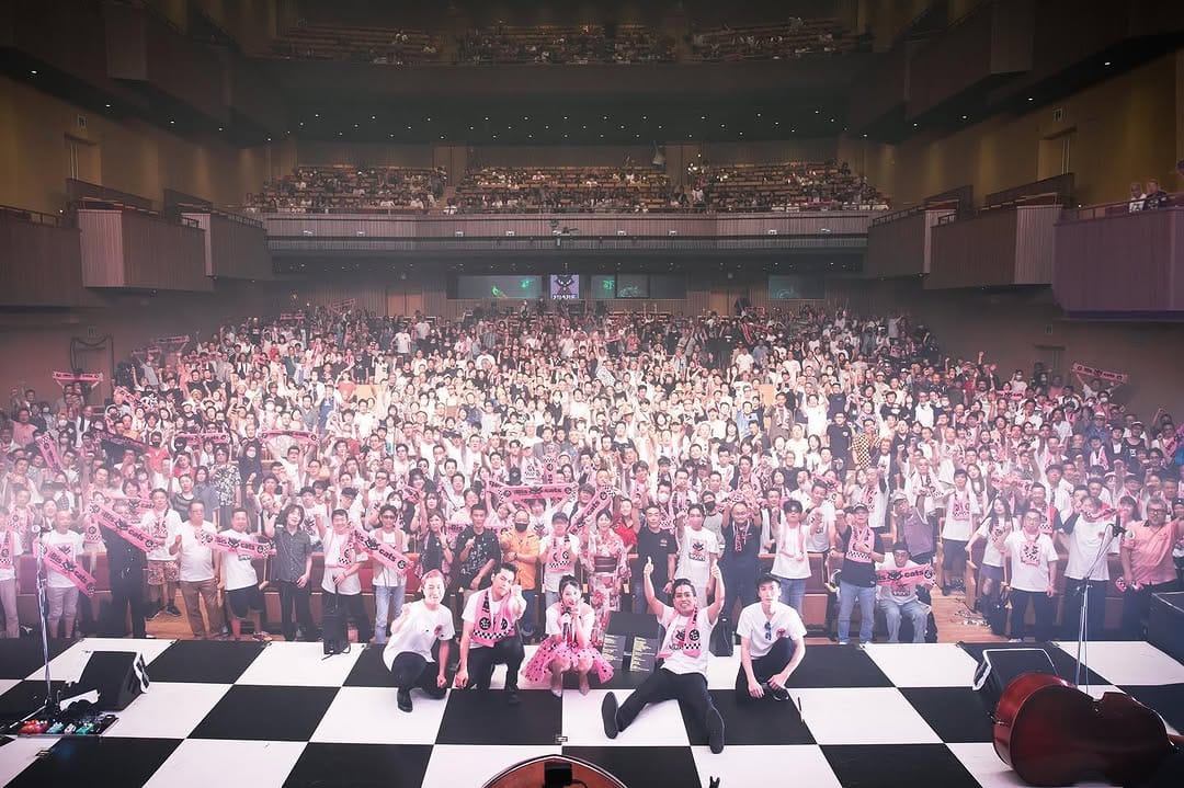 Post 10 by Suke on Instagram (carousel)