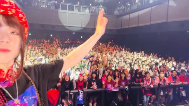 Post 2 by 亜沙(Asa) on Instagram (video)