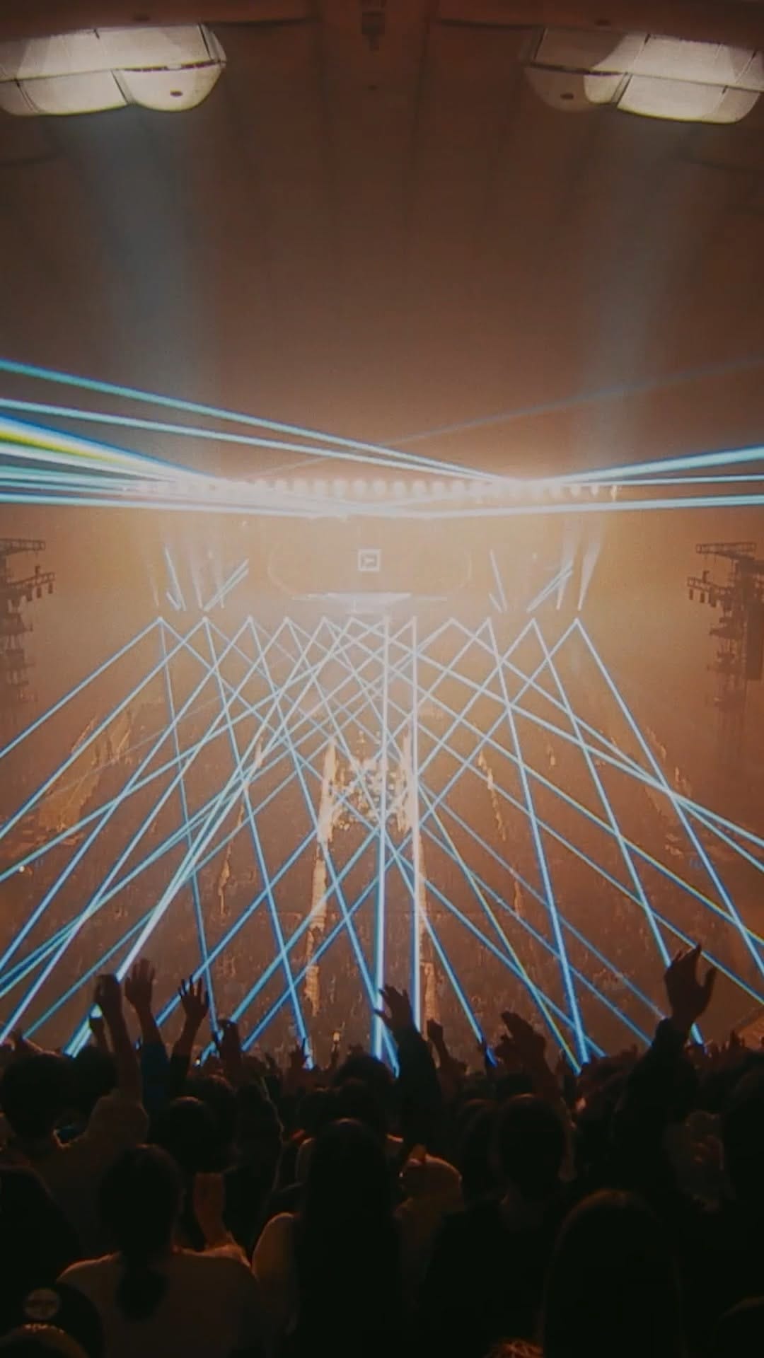 Post 1 by Creepy Nuts on Instagram (video)